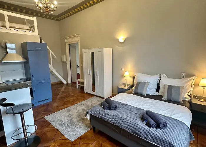 Elegantes Innenstadt Apartamento *